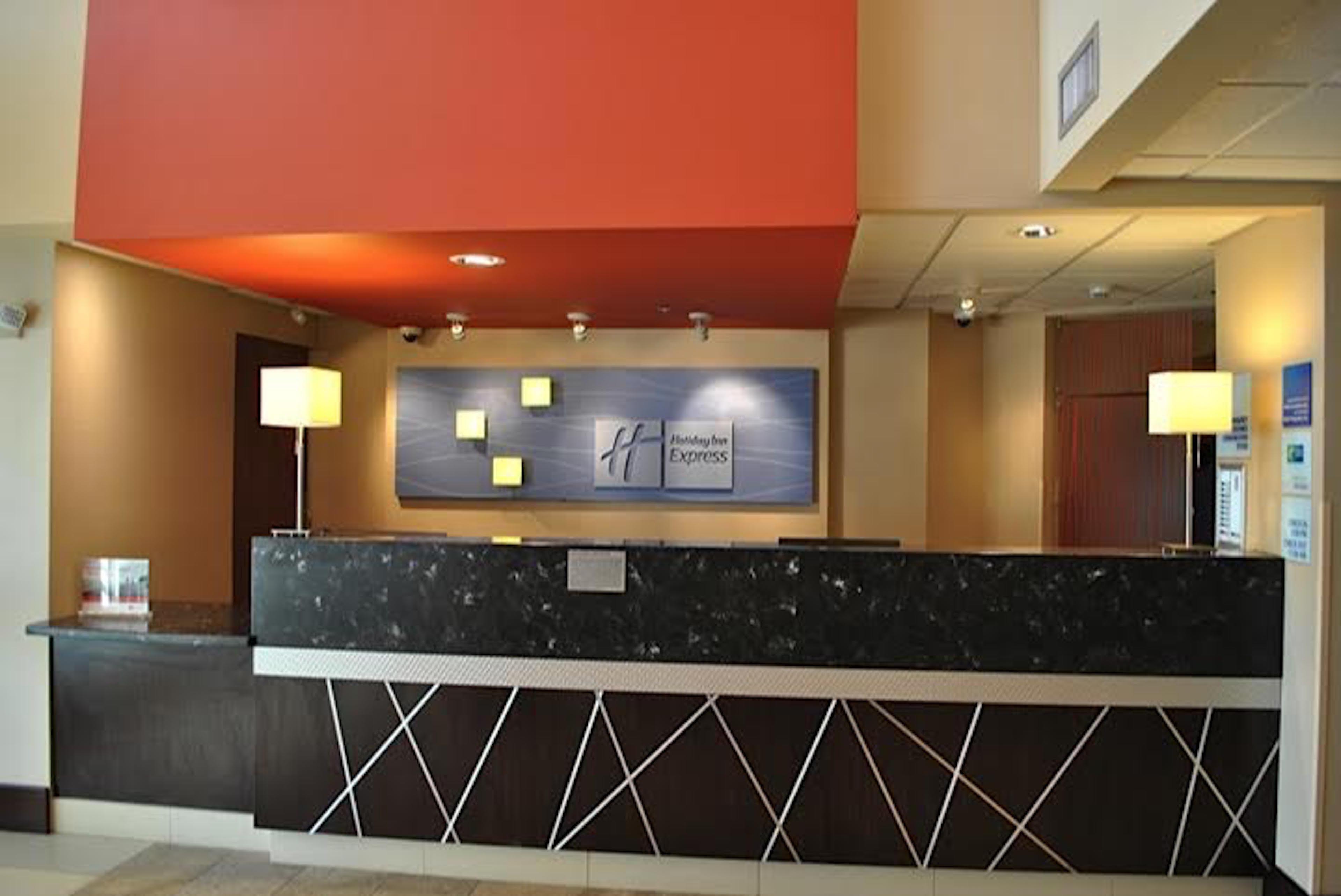 Holiday Inn Express Pittsburgh - Munhall, An Ihg Hotel Exterior photo