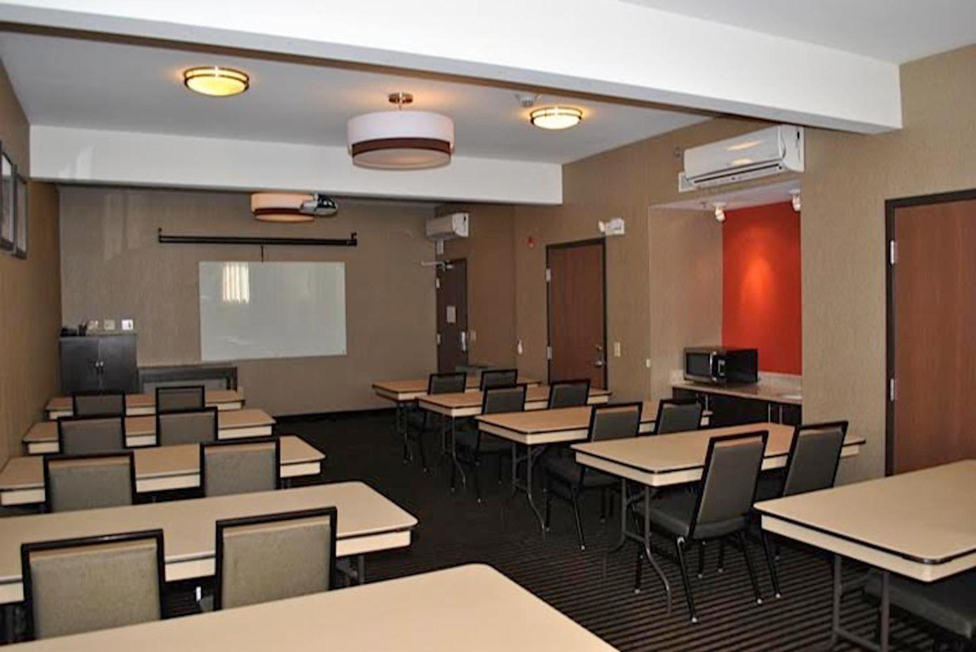 Holiday Inn Express Pittsburgh - Munhall By Ihg Exterior photo